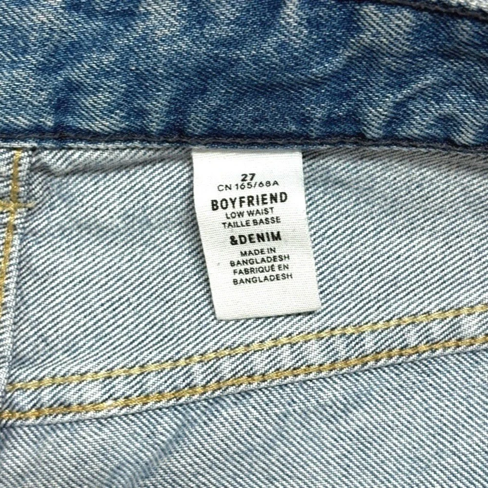 H&M &Denim Boyfriend Jeans‎ Blue Distressed Low Waist Button Fly Size 27